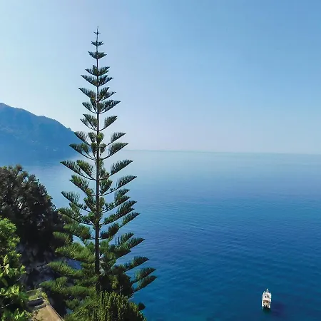 Casa Camelia * Lago (Liguria)
